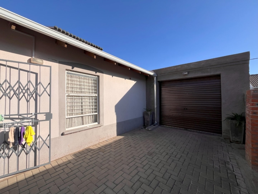 3 Bedroom Property for Sale in Raceway Free State